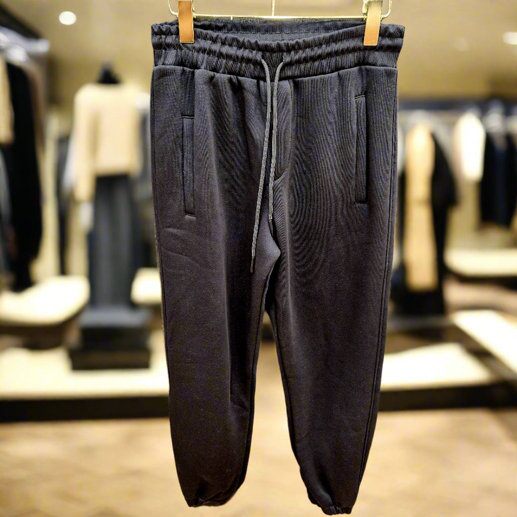 2512 juodos kelnės su pūkeliu