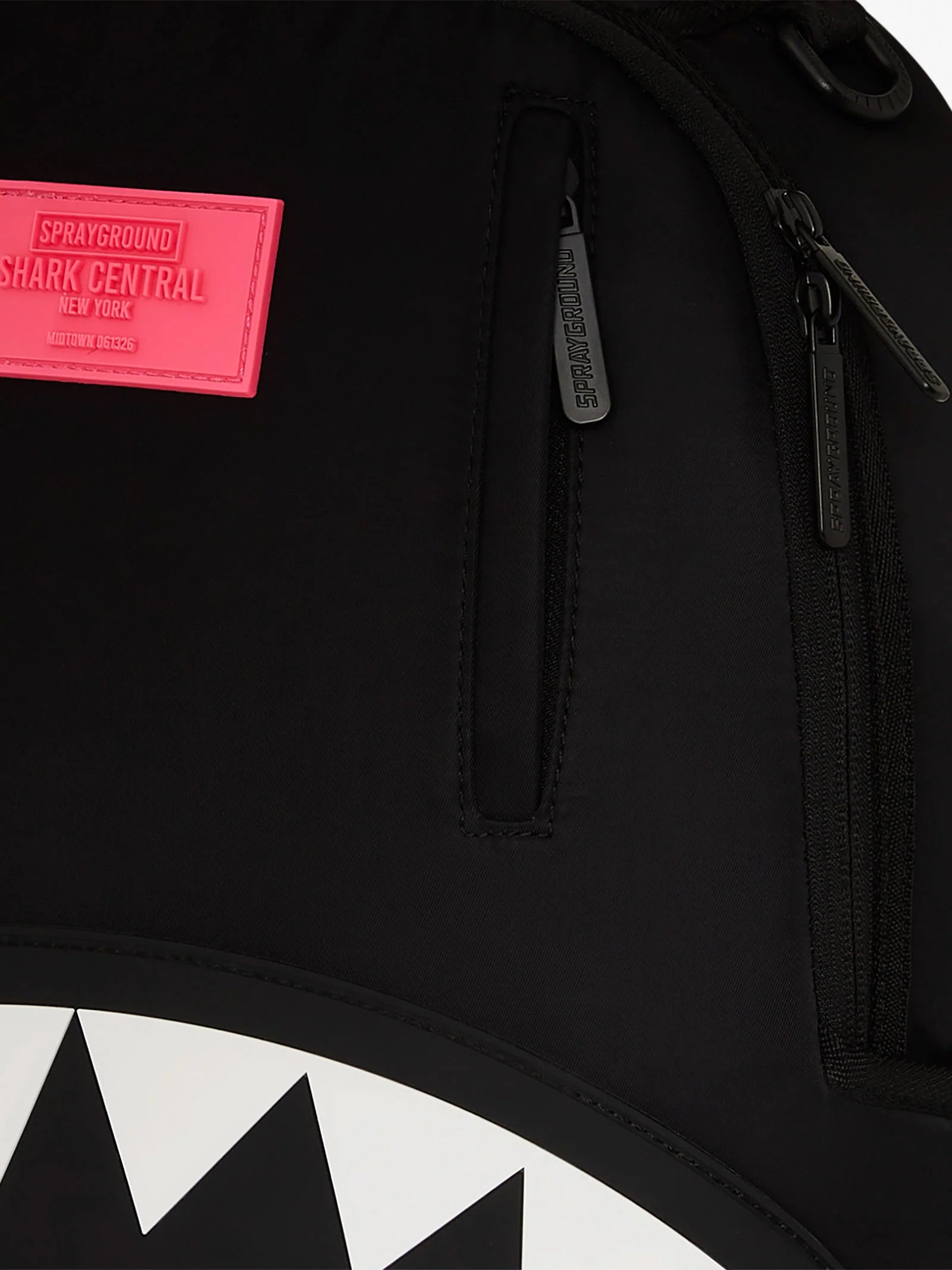 SPRAYGROUND SHARK CENTRAL kuprinė