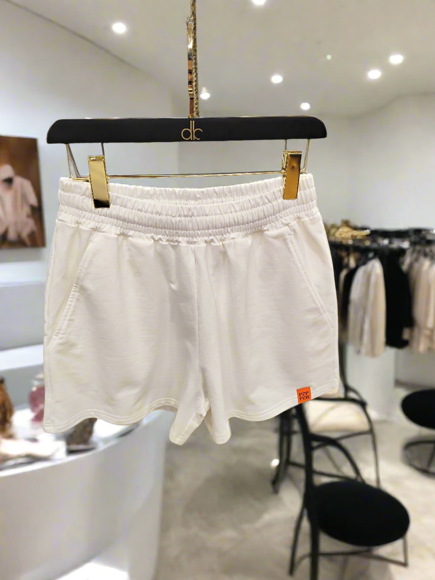 PEPPER Of White šortai moterims