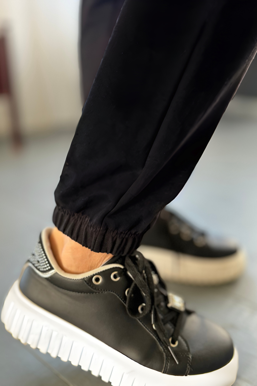 PEPPER UNISEX Dream Elastic Black kelnės