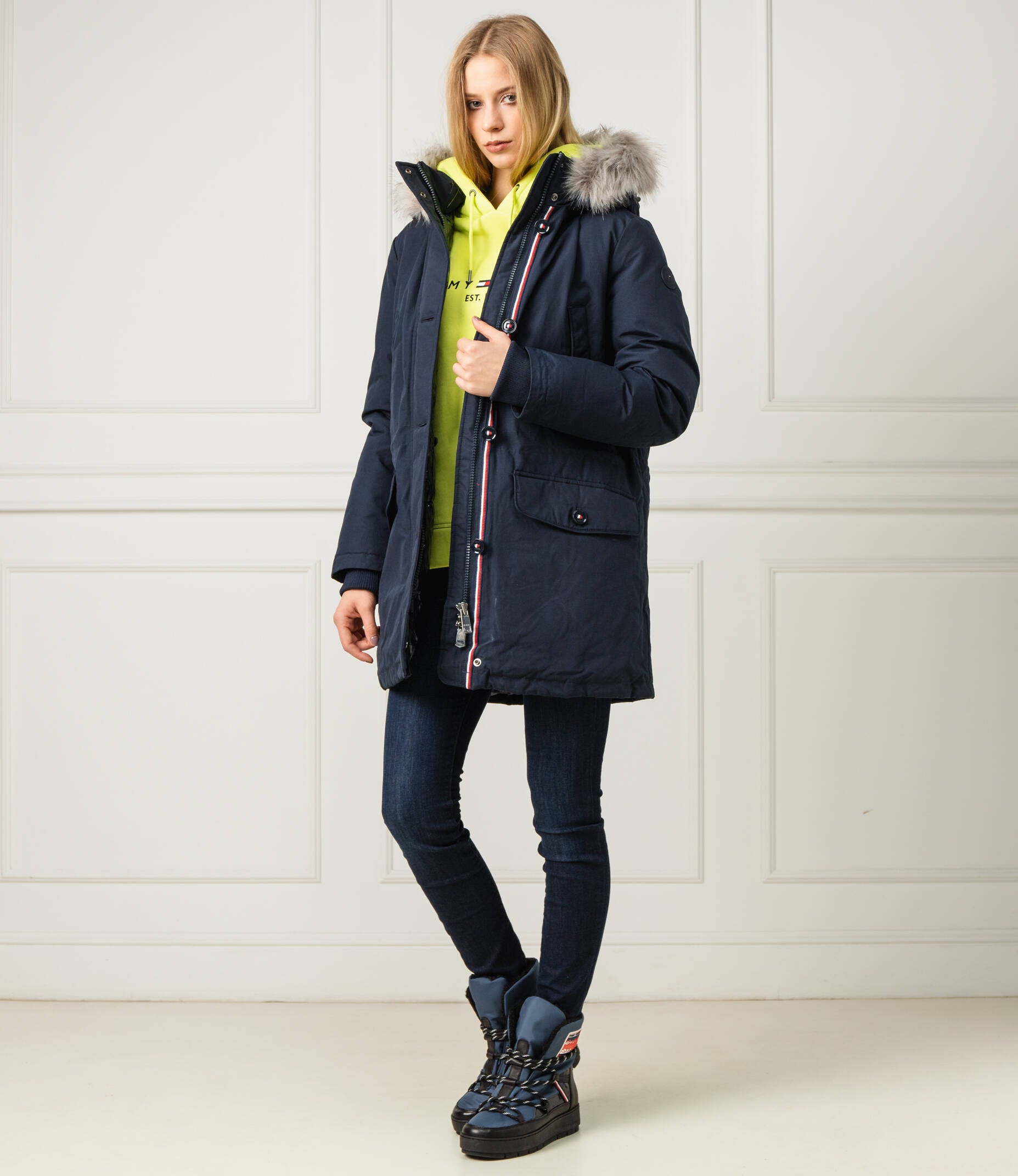 TOMMY HILFIGER žieminė striukė moterims su gobtuvu