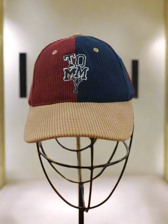 TOMMY HILFIGER kepurė su snapeliu