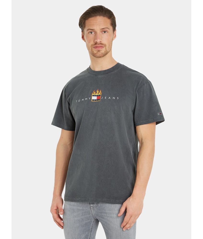 TOMMY JEANS t-shirt for men