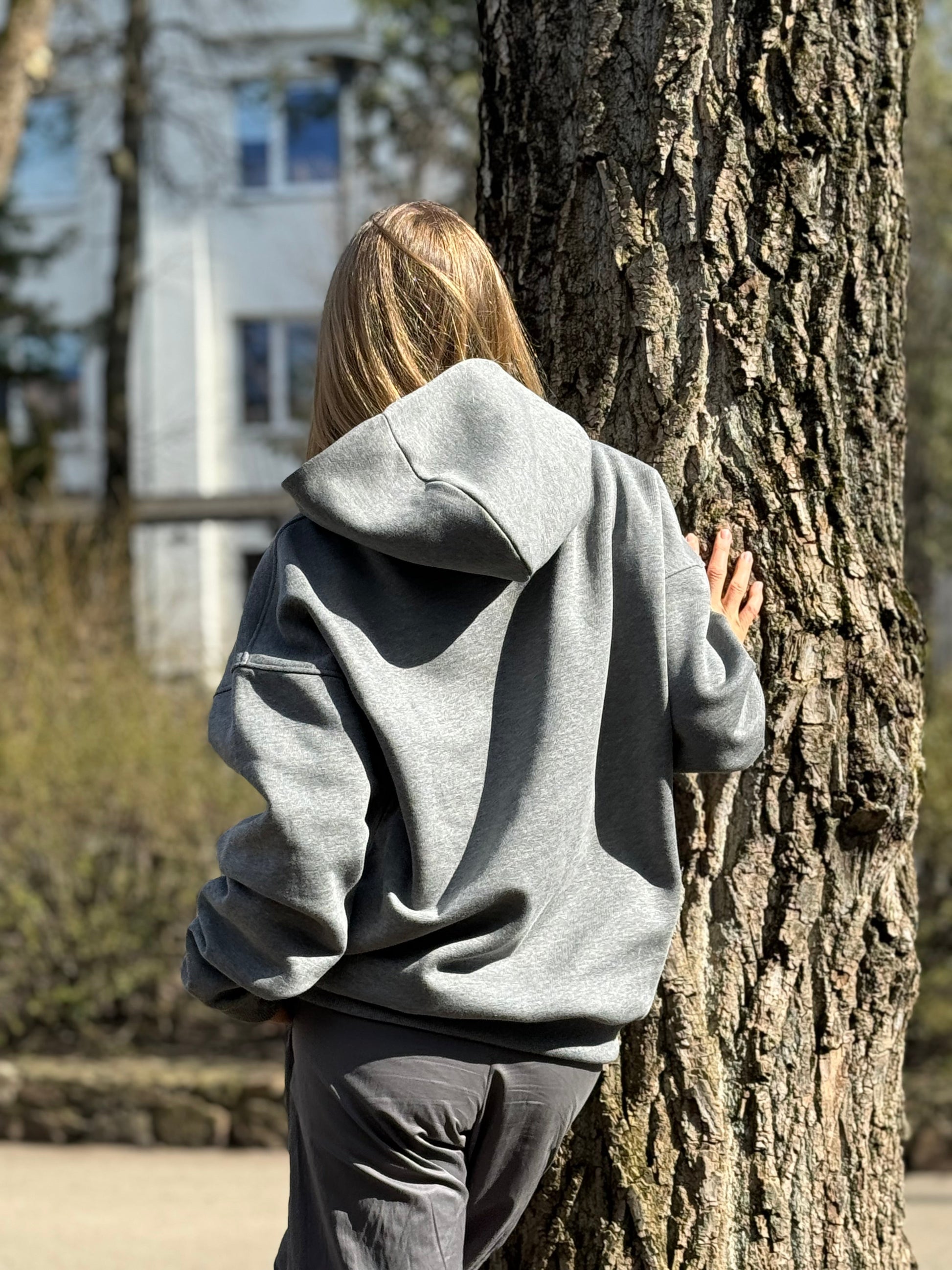 PEPPER UNISEX oversized pilkas džemperis su pūkeliu ir gobtuvu