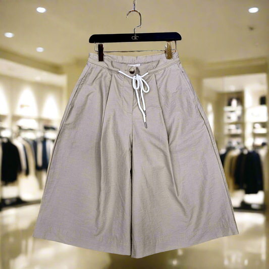GIOYA & Co Beige šortai moterims