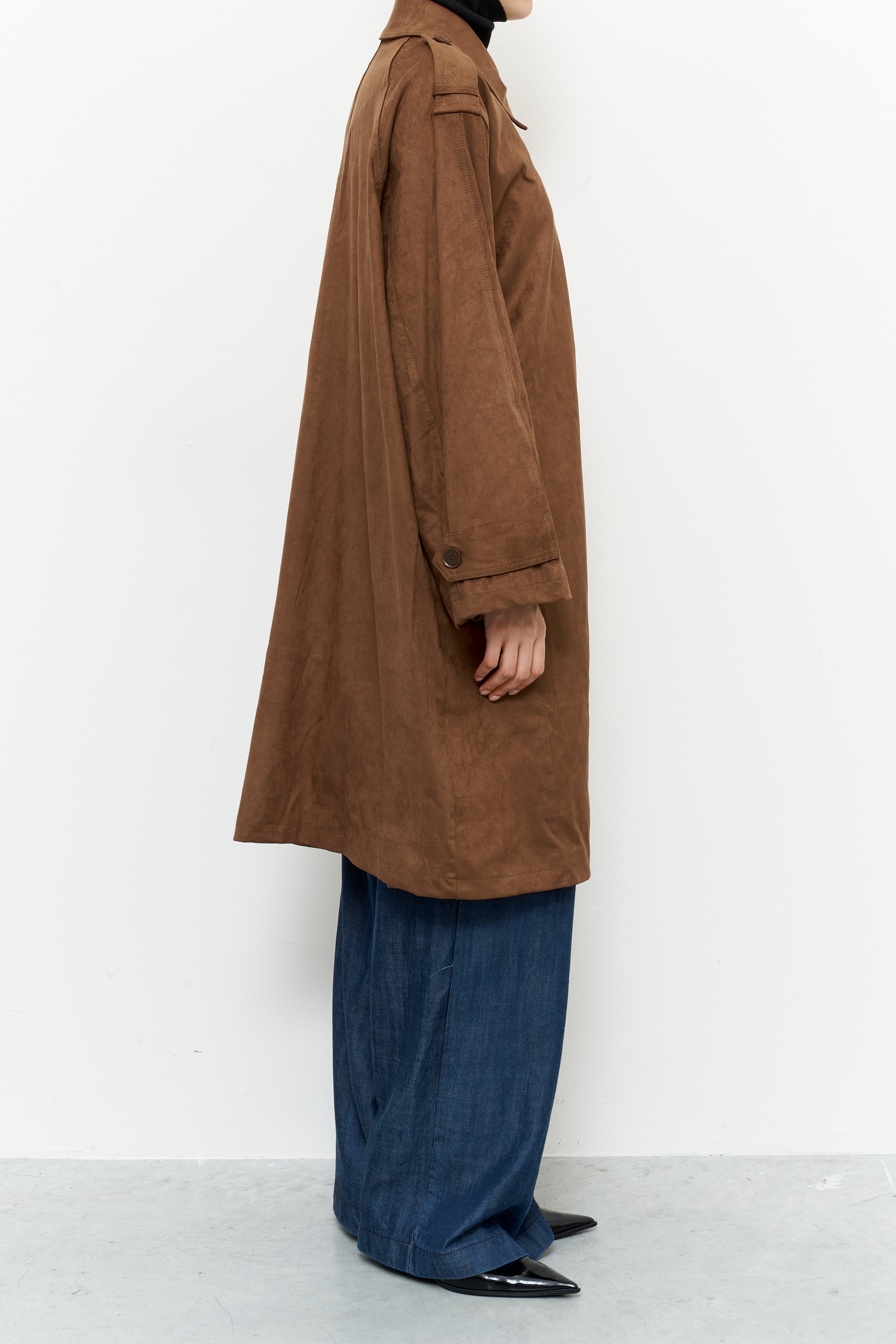 Lumina brown coat