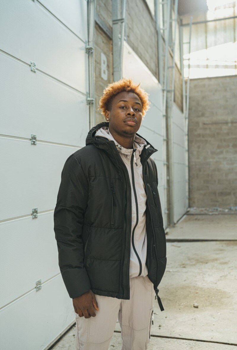 FRILIVIN black puffer jacket with hood