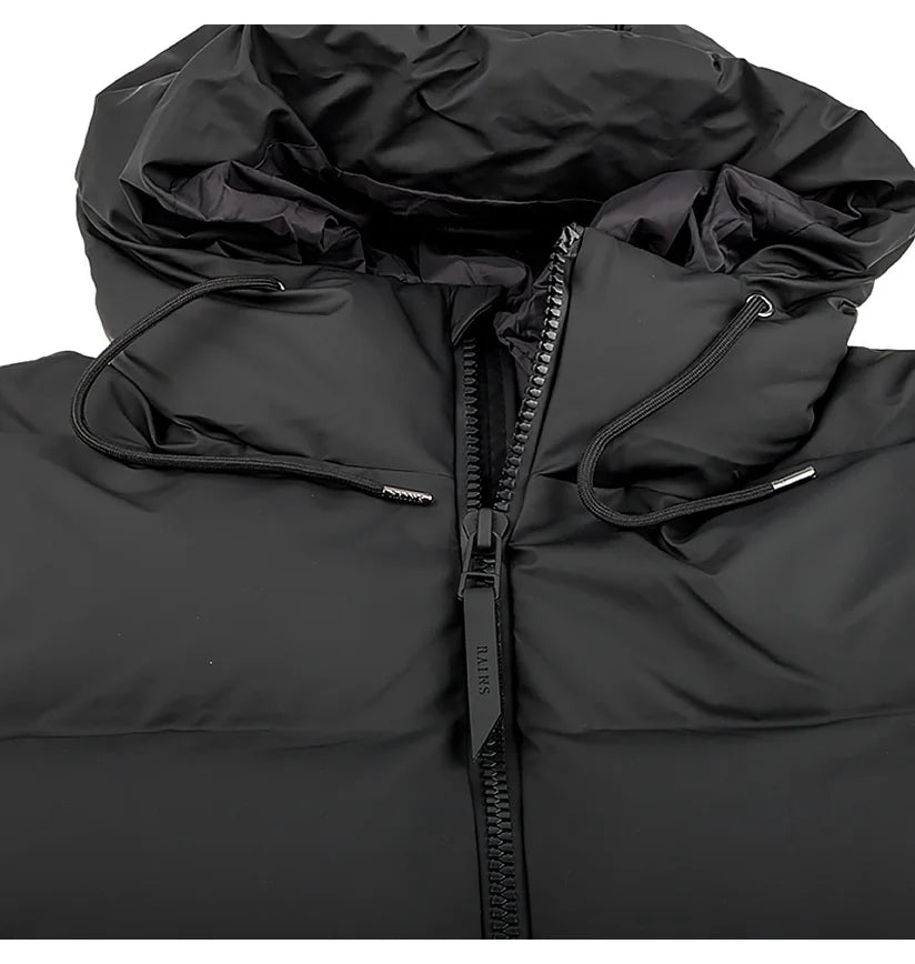 RAINS UNISEX Puffer juoda striukė