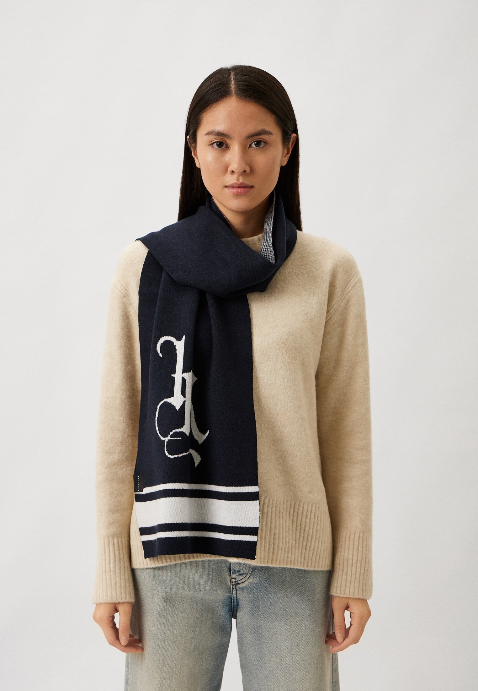 Richmond mėlynas šalikas