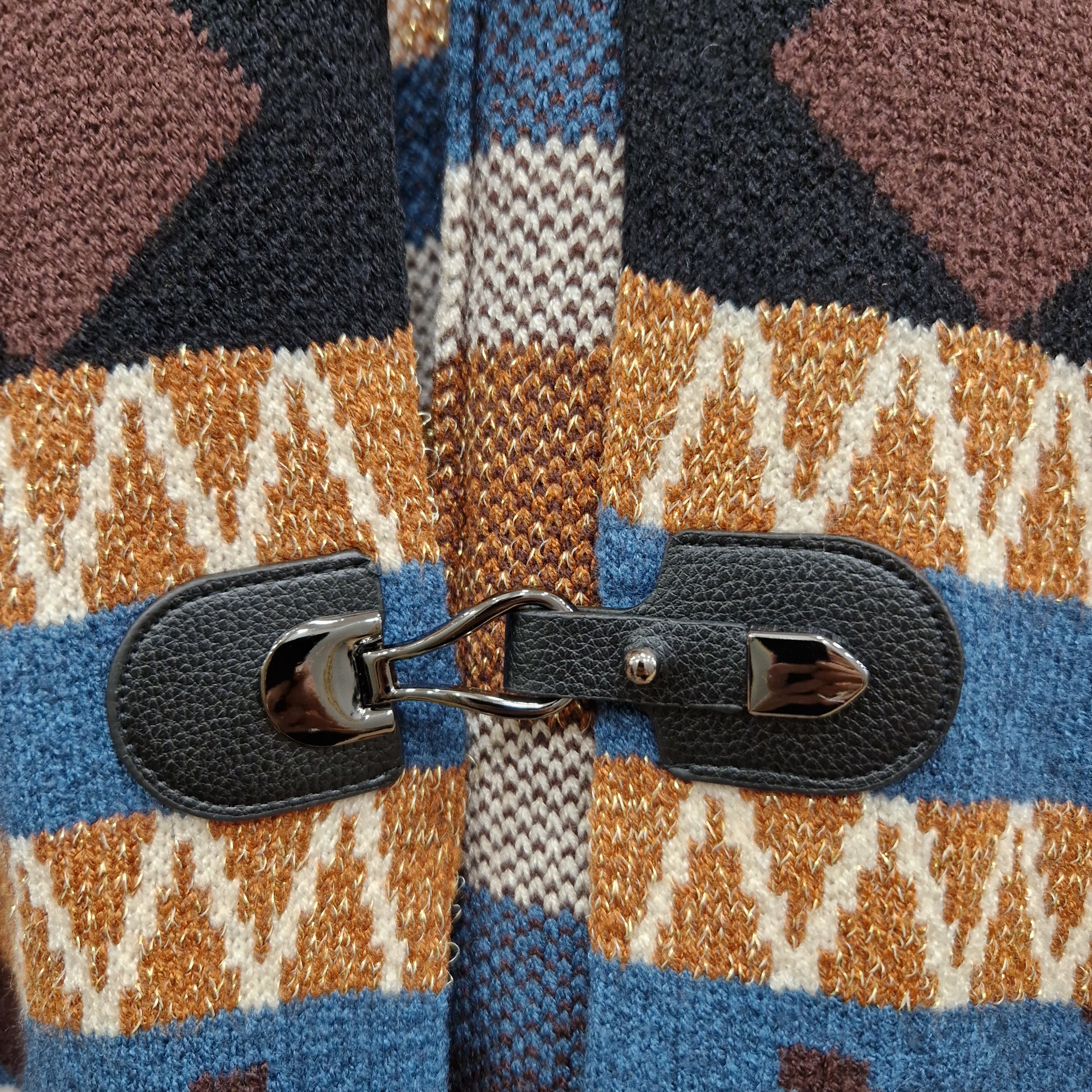 ALTAMIRA universal poncho for women